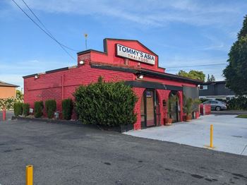 Nearby restaurants